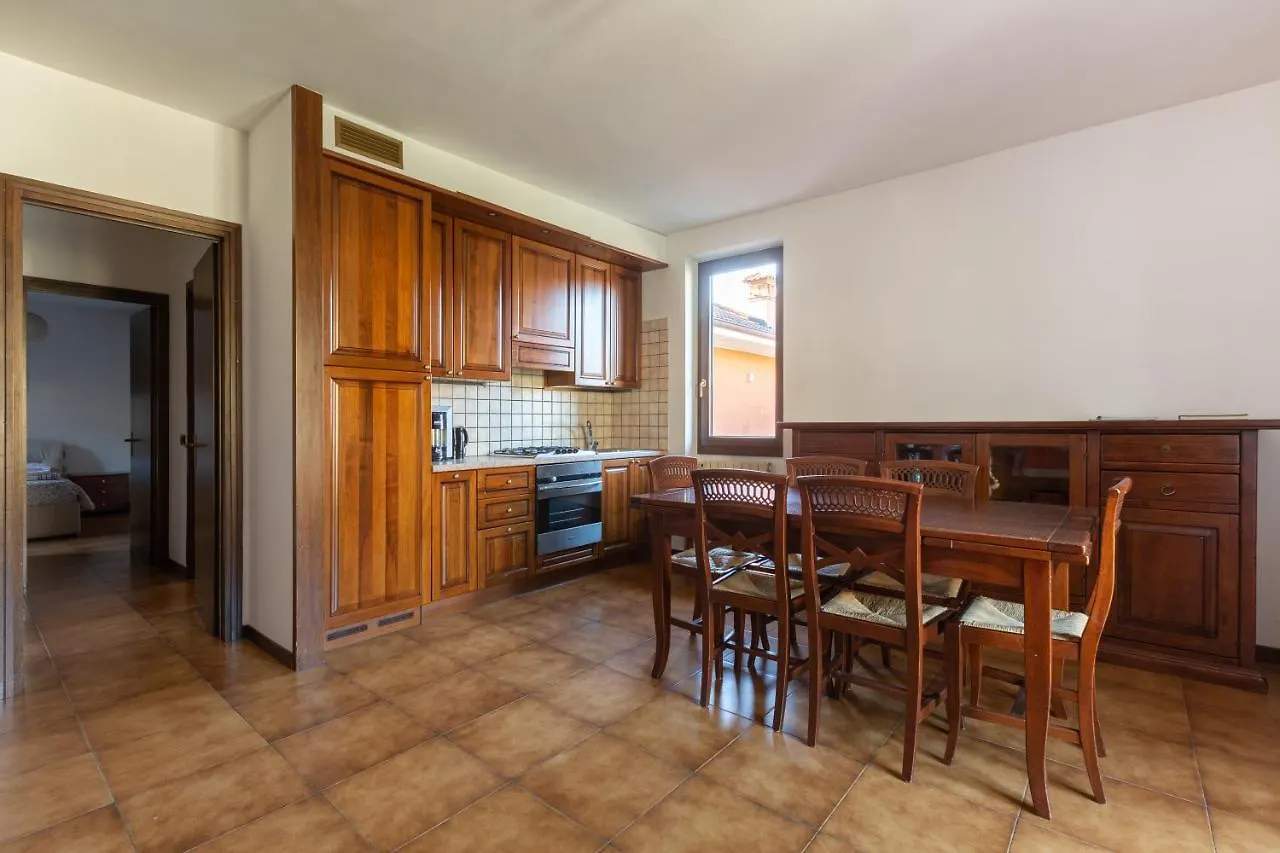 Mysa Properties - Charming Apartment With Lake View Perledo